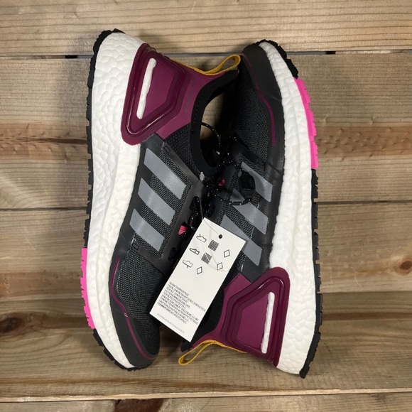 NEW Women’s Sizing - Adidas UltraBoost Cold.RDY “Black Power Berry” Shoes Q46489 - Picture 6 of 11